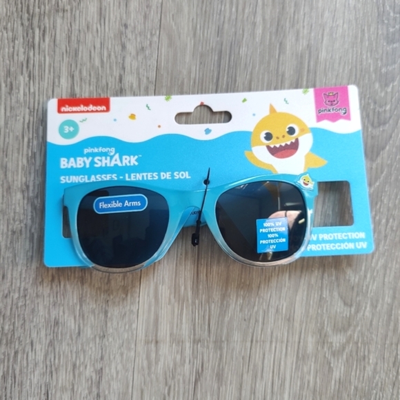 Nickelodeon Other - NWT Nickelodeon Baby Shark Sunglasses.